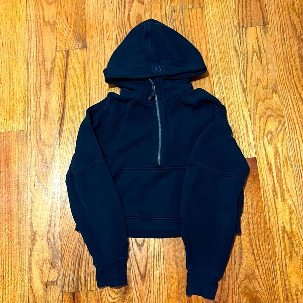 Lululemon Scuba Hoodie in True Navy (XS/S)